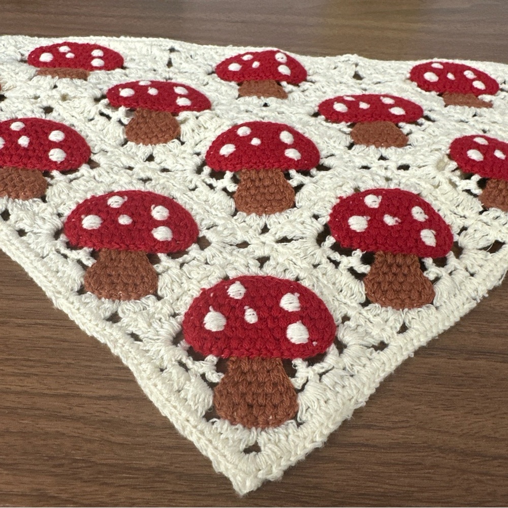 Crochet Mushroom Pattern Kids Bandana <<<<221>>>>> - Picture 3 of 5